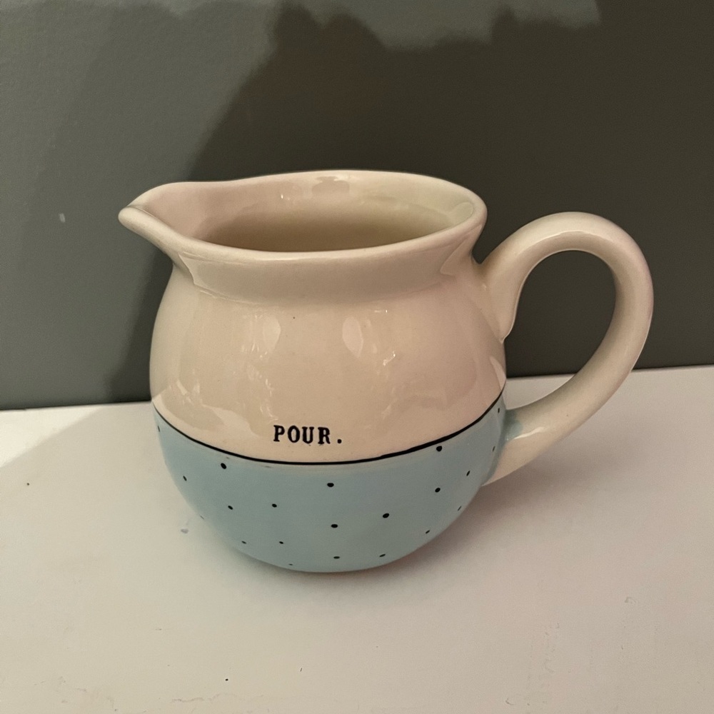 Rae Dunn POUR Creamer Artisan Collection Ceramic Milk Pitcher Country Farmhouse - Picture 1 of 3